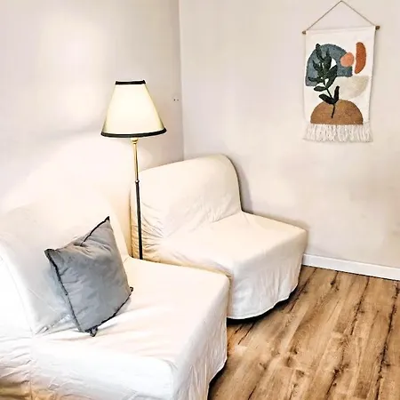 Апартаменты Flat In Zizkov -303- Прага