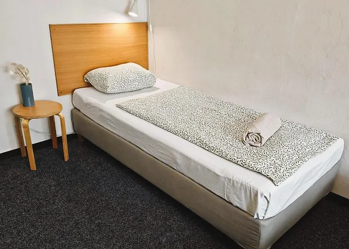 Apartment Flat In Zizkov -303- Prag