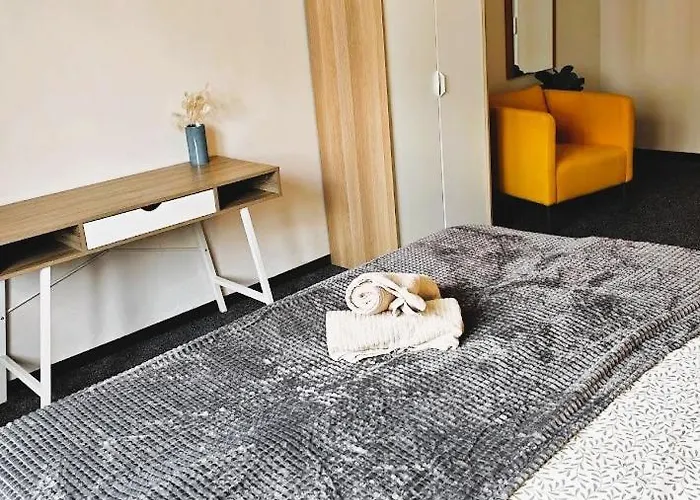 Apartment Flat In Zizkov -303-