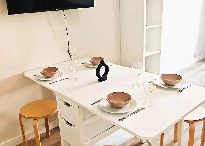 Flat In Zizkov -303- Lägenhet Prag