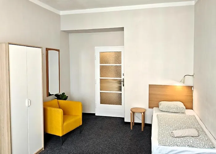 Flat In Zizkov -303- *